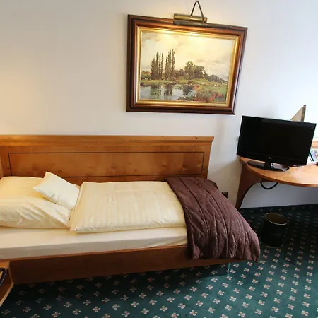 Eden-hotel 4* غوتنغن